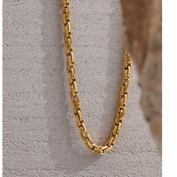 New 18K Gold Plated Chunky Link Chain Necklace - Picture 5 of 7